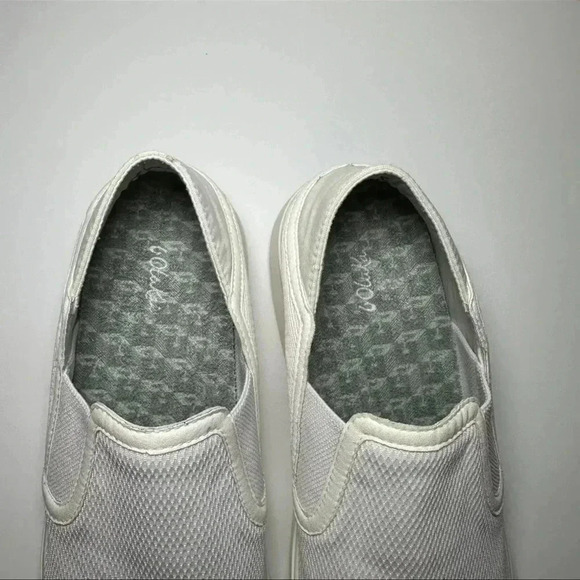 NWT OLUKAI SIZE 10 white skip ons Olukai Womens White Ki'ihele Slip On - Picture 11 of 14